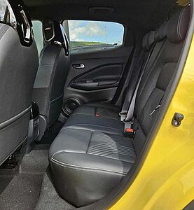 Nissan Juke MY24 1.6 HYBRID TEKNA & BOSE-Sound