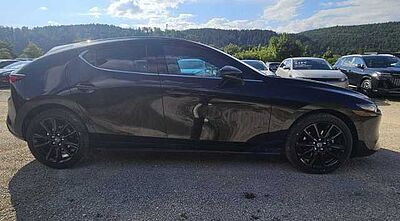 Mazda 3 2.0 e-SKYACTIV X 186 AT Exclusive-line