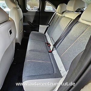 Mazda MX-30 e-SKYACTIV R-EV Plug-In-Hybrid ADVANTAGE M