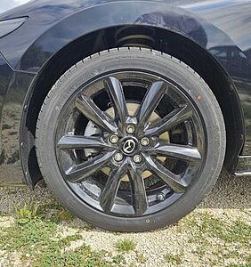 Mazda 3 2.5 e-SKYACTIV G140 6AT Homura