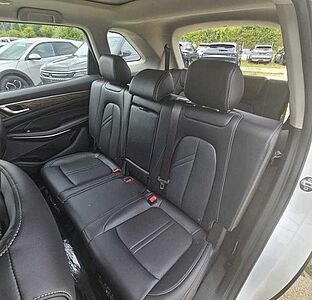 DFSK Fengo n 600 1.5-T GDI 6AT 7 SitzerAll-Inclusive