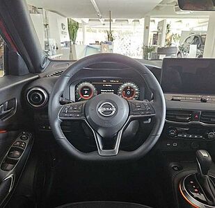 Nissan Juke MY24 DIG-T 7-DCT N-Connecta