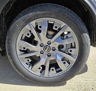 Nissan Qashqai 1.3 DIG-T Xtronic Tekna Dach schwarz