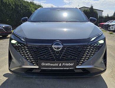 Nissan Qashqai 1.3 DIG-T Xtronic Tekna Dach schwarz