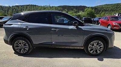 Nissan Qashqai 1.3 DIG-T Xtronic Tekna Dach schwarz