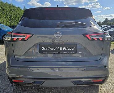 Nissan Qashqai MY24 DIG-T N-Design+Panoramaglasdach+BOS