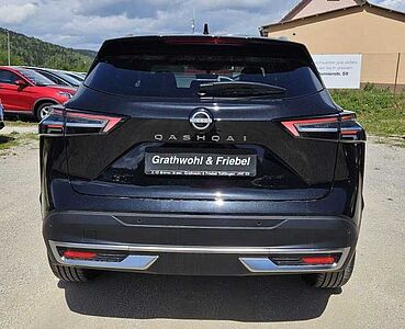 Nissan Qashqai 1.3 DIG-T Xtronic Xtronic N-Connecta Win