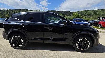 Nissan Qashqai 1.3 DIG-T Xtronic Xtronic N-Connecta Win