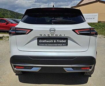 Nissan Qashqai 1.3 DIG-T Xtronic N-Connecta Winter Komf