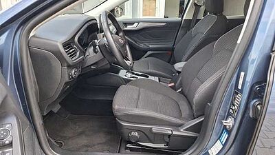 Ford Focus Turnier 1.5 EcoBoost AT Titanium