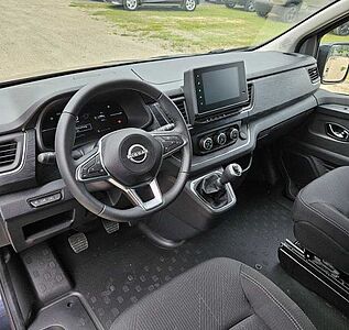 Nissan Primastar DCi150 8-Sitzer Tekna+Desgin+BES+AHK+W