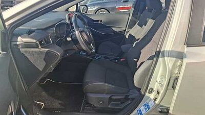 Toyota Corolla 1.8 Hybrid Business Edition*Allwetter