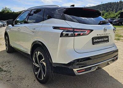 Nissan Qashqai 1.3 DIG-T Xtronic Tekna+