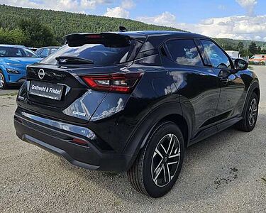 Nissan Juke 1.6 4MT HYBRID N-CONNECTA+Winter+BFS