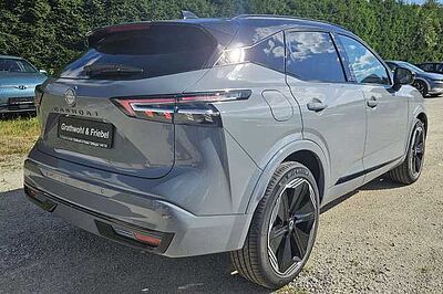 Nissan Qashqai DIG-T MHEV N-Design+Panoramaglasdach+BOSE