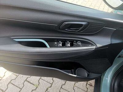 Hyundai BAYON 1.0-T Intro Edition + Pluspaket*LED*LM17