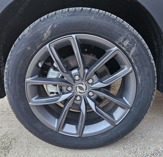 DFSK Fengo n 5 1.5-T CVT IntelligentAll-Inclusve