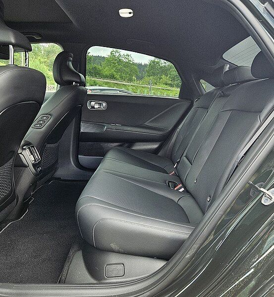 Hyundai IONIQ 6 77,4kWh 4WD UNIQ digi. ASP+GlasSD*2,99%
