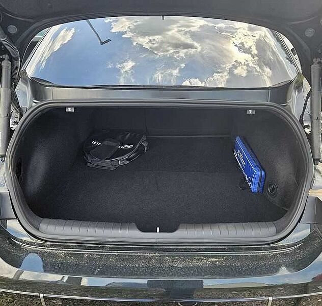 Hyundai IONIQ 6 77,4kWh 4WD UNIQ digi. ASP+GlasSD*2,99%