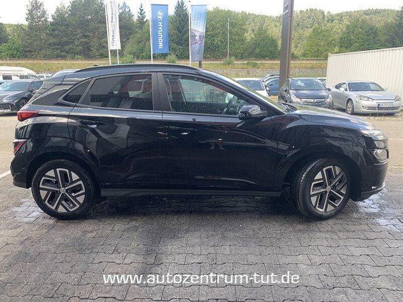 Hyundai Kona 64 kWh Prime+Sitz-Paket*2,99%