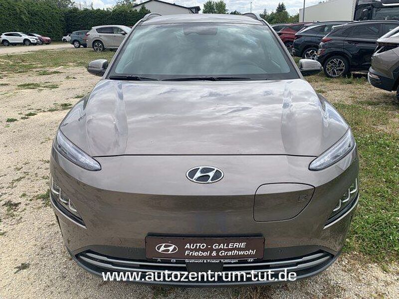 Hyundai Kona 39 kWh Trend+NAVI-Paket*2,99%