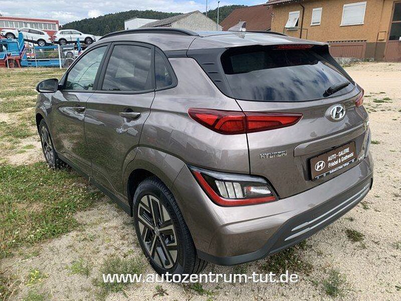 Hyundai Kona 39 kWh Trend+NAVI-Paket*2,99%