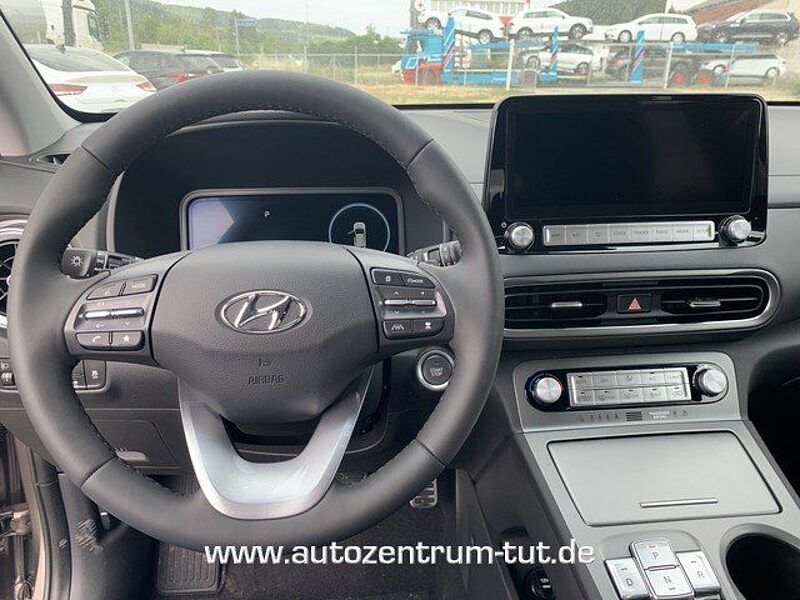 Hyundai Kona 39 kWh Trend+NAVI-Paket*2,99%