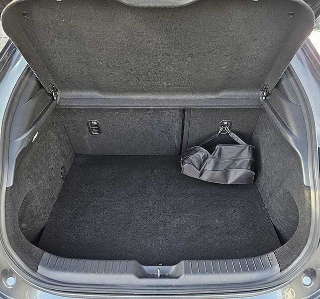 Mazda MX-30 35,5 kWh e-SKYACTIV First Edition*3,24%*Al