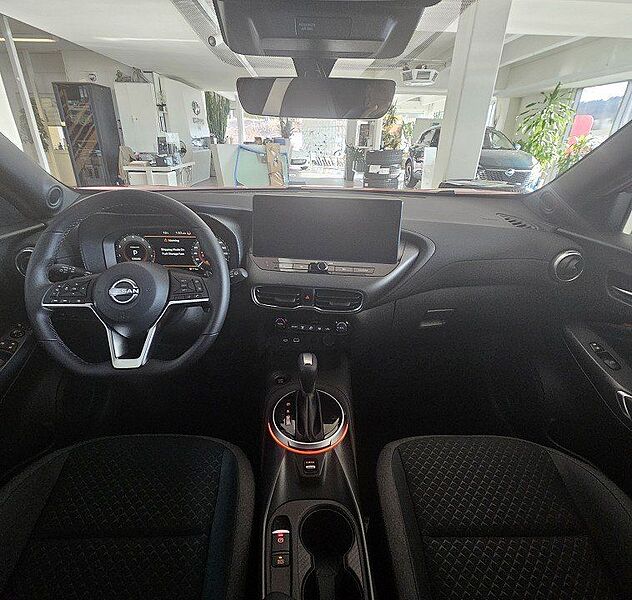 Nissan Juke MY24 DIG-T 7-DCT N-Connecta