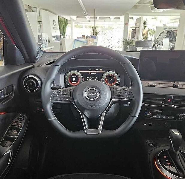 Nissan Juke MY24 DIG-T 7-DCT N-Connecta