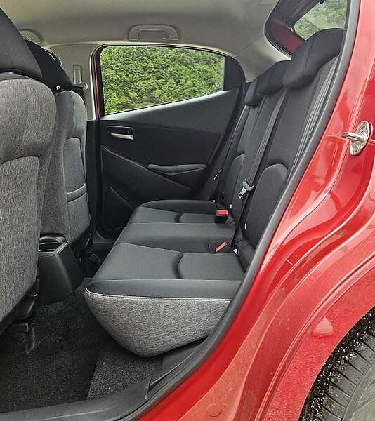 Mazda 2 1.5 e-SKYACTIV G 90 CENTER+CONVENIENCE-Paket