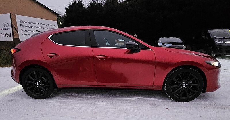 Mazda 3 2.5L e-SKYACTIV G140 6AT Homura