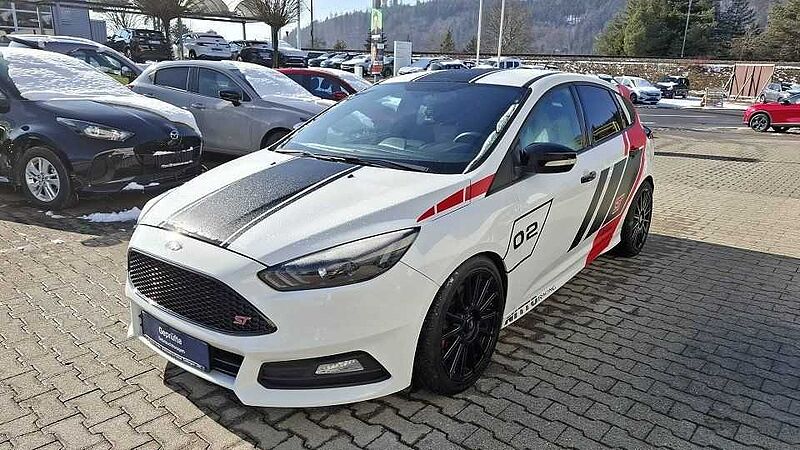 Ford Focus ST 2.0 EcoBoost ST