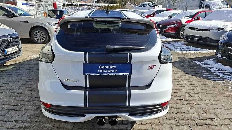 Ford Focus ST 2.0 EcoBoost ST