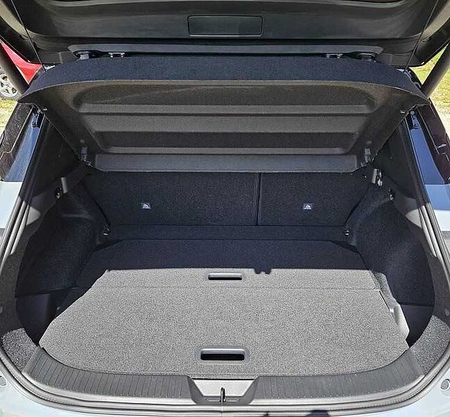 Nissan Qashqai 1.3 DIG-T Xtronic Tekna Dach schwarz