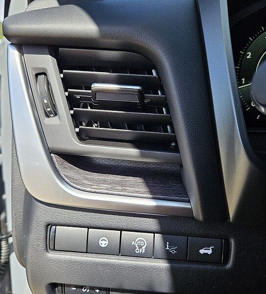 Nissan Qashqai 1.3 DIG-T Xtronic Tekna Dach schwarz