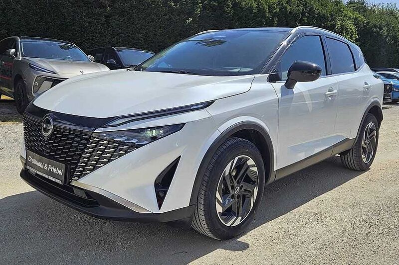 Nissan Qashqai 1.3 DIG-T Xtronic N-Connecta Winter Komf