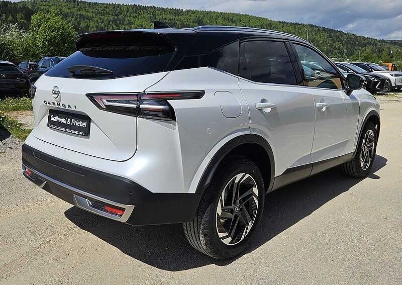 Nissan Qashqai 1.3 DIG-T Xtronic N-Connecta Winter Komf