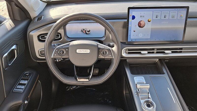 Baic BJ30 HEV 1.5-T DHT 4WD All-Inclusive