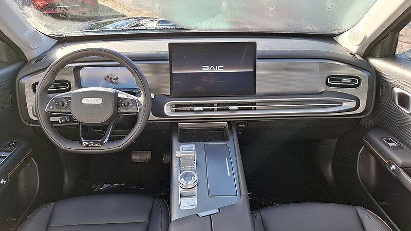 Baic BJ30 HEV 1.5-T DHT 4WD All-Inclusive