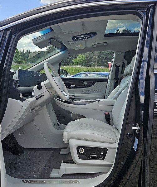 DFSK Forthing 9 HEV 1.5-T DHT 7-Sitzer*Allwetter