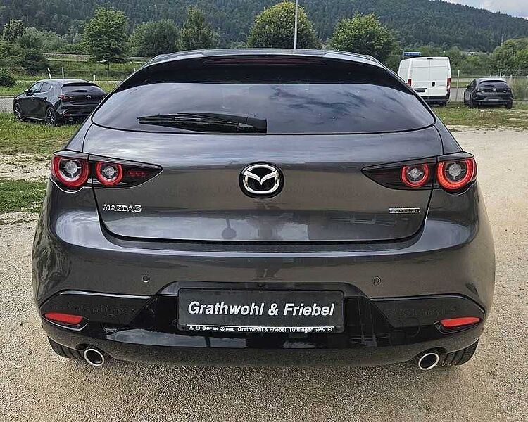 Mazda 3 2.5 e-SKYACTIV G140 6AT  Exclusive-line