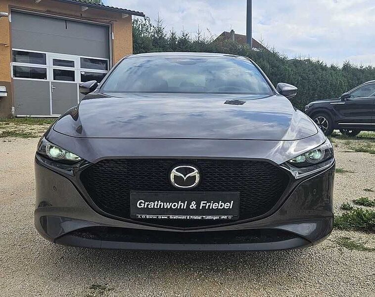 Mazda 3 2.5 e-SKYACTIV G140 6AT  Exclusive-line