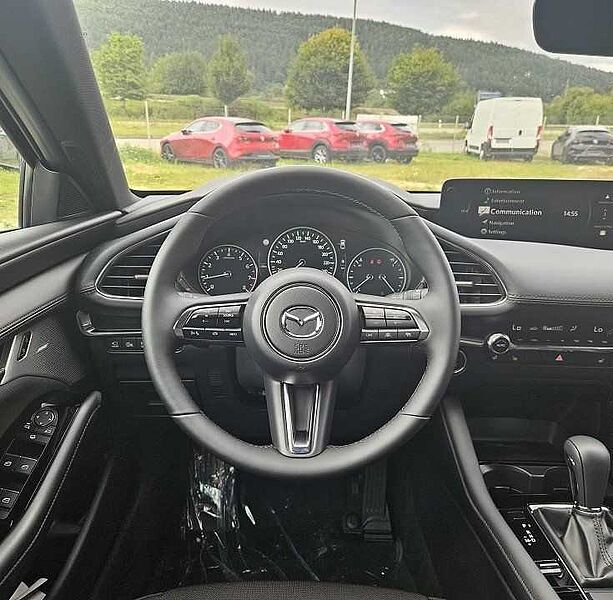 Mazda 3 2.5 e-SKYACTIV G140 6AT  Exclusive-line