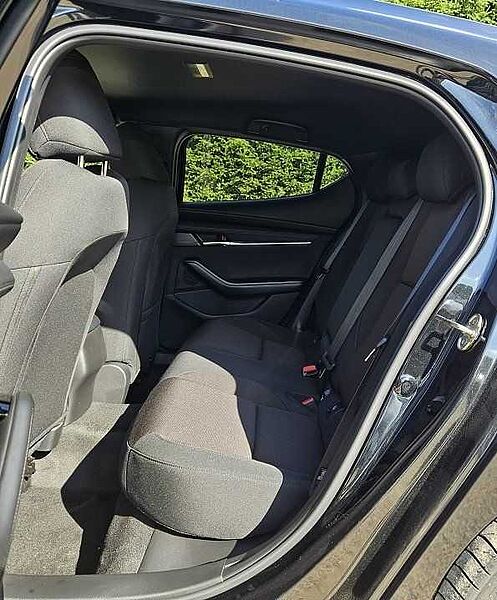 Mazda 3 2.0 e-SKYACTIV X 186 AT Exclusive-line