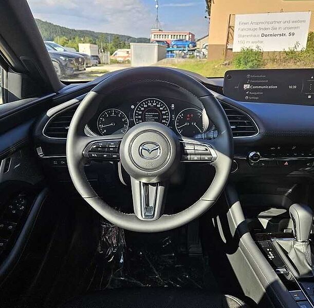 Mazda 3 2.0 e-SKYACTIV X 186 AT Exclusive-line