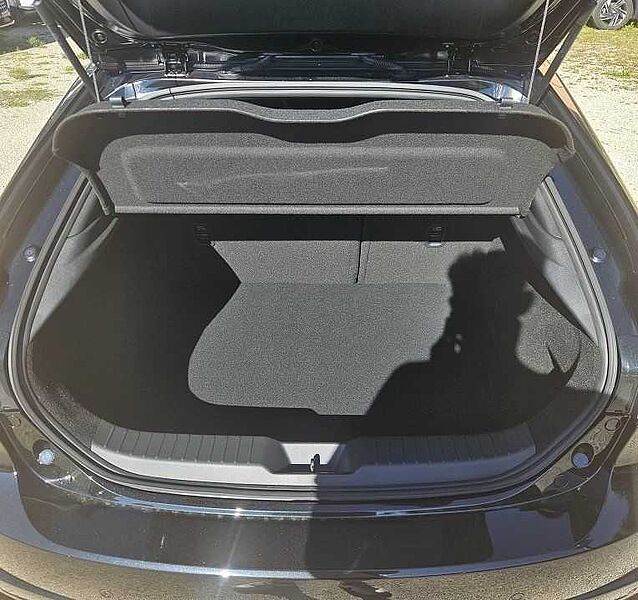 Mazda 3 2.5 e-SKYACTIV G140 6AT Homura