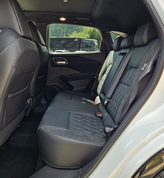 Nissan Qashqai 1.3 DIG-T Xtronic Tekna+