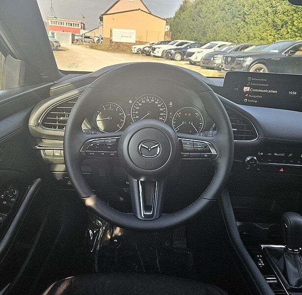 Mazda 3 2.5 e-SKYACTIV G140 AT Centre-Line