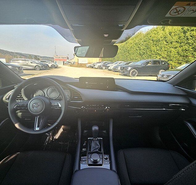 Mazda 3 2.5 e-SKYACTIV G140 AT Centre-Line